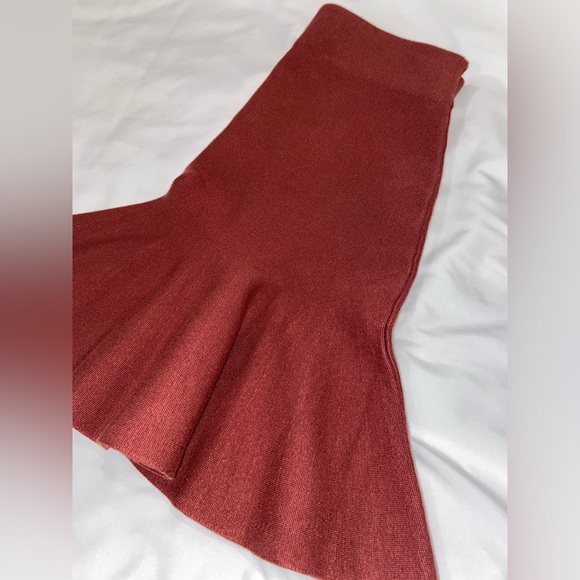 Express Body Contour Ruffle Hem Midi Sweater Skirt ❤️ - Picture 9 of 9